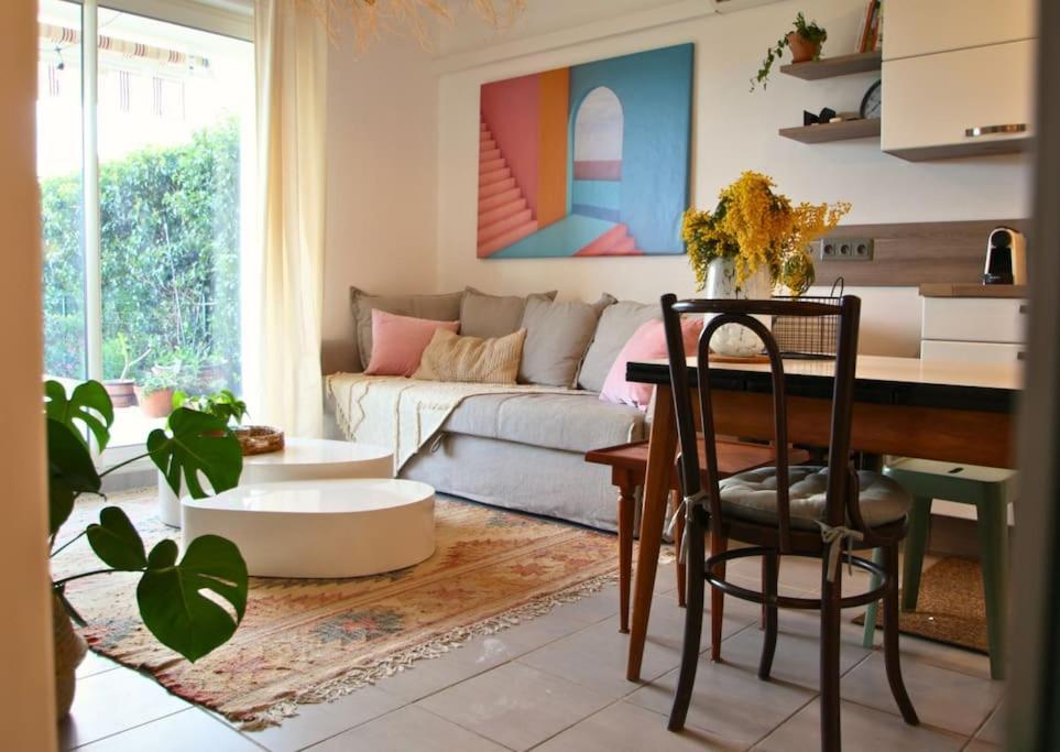 Cosy Appartement Entre Vignes Et Garrigue Avec Piscine Péret Eksteriør bilde